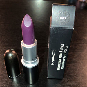 MAC Satin Lipstick CYBER BRAND NEW BOXED